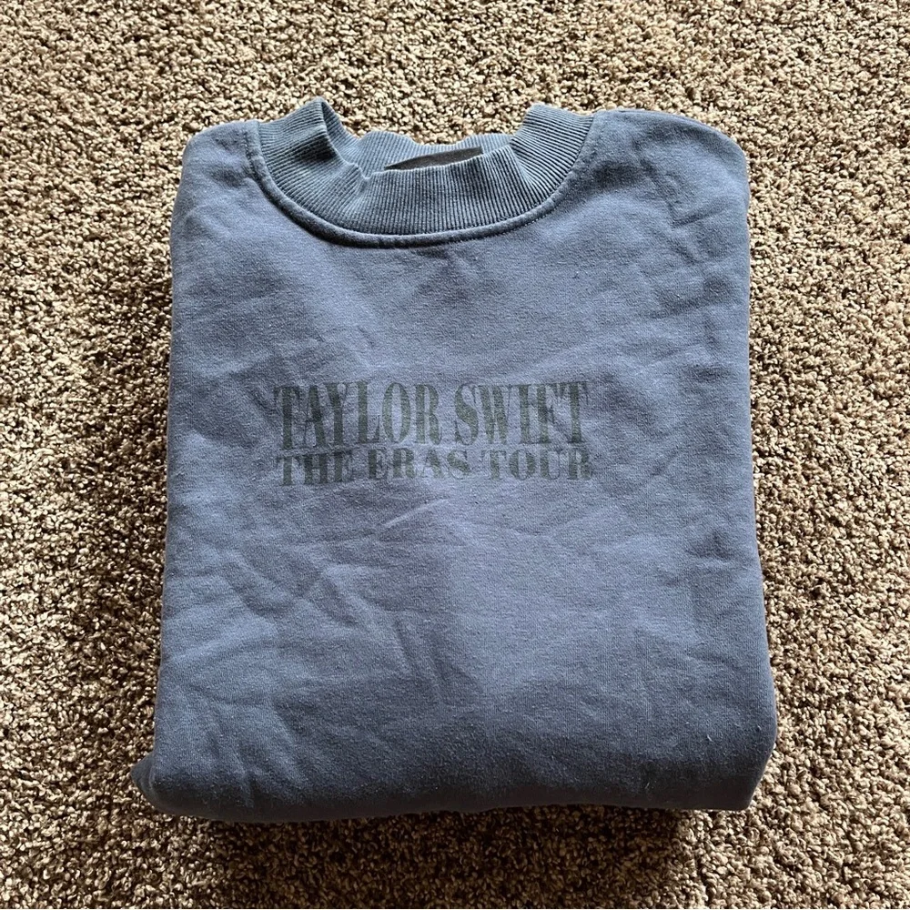 NEW Taylor Swift The Eras Tour Blue Crewneck - Picture 4 of 6